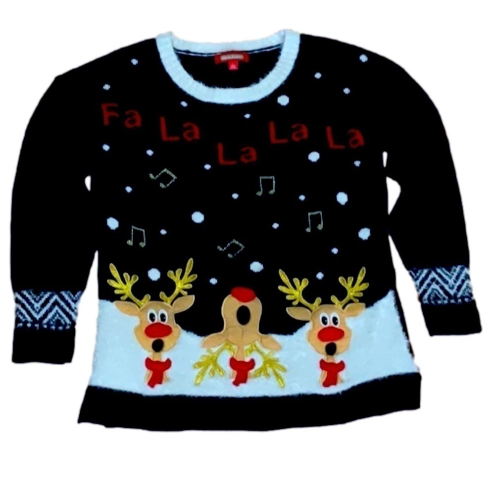 HOLIDAY TRADITIONS Christmas Sweater